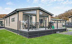 Belvedere Lodge, Shorefield Country Park, Shorefield Rd, Milford On Sea, Lymington So41 0Lh
